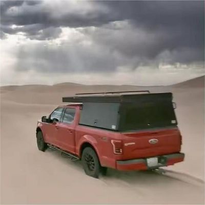 Canopy autocamper Toyota Tundra personalizzato 2024 con LED e funzione impermeabile