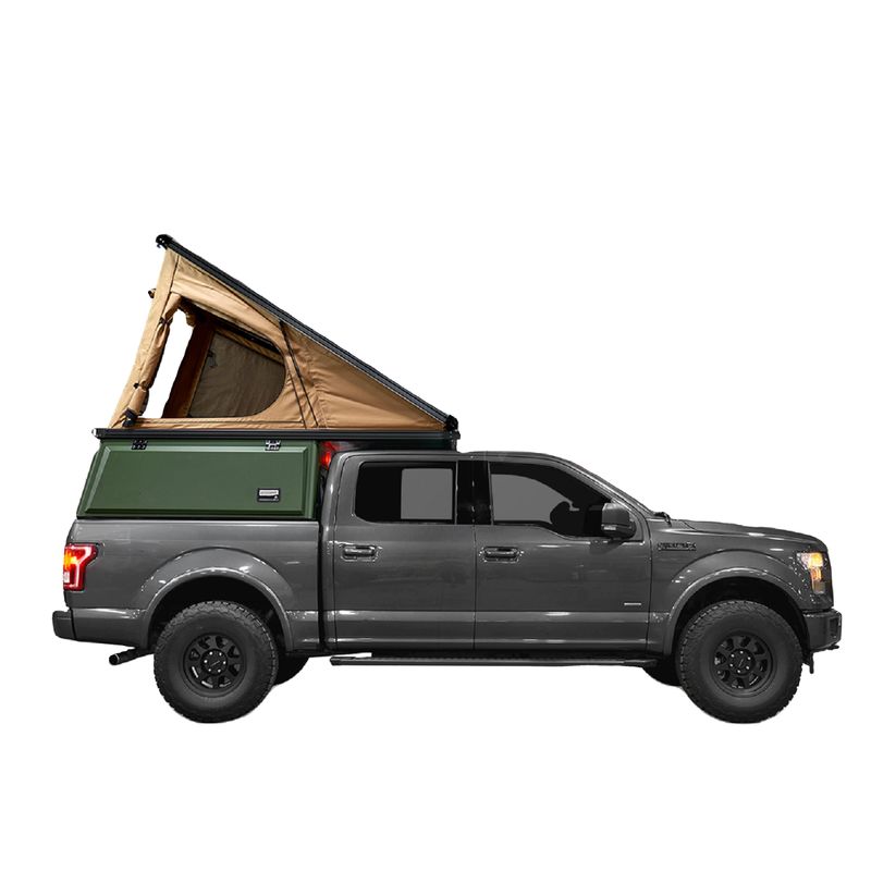 Accampati e dormi in modo efficiente nella tua Tundra 2016 con un Tacoma Camper Shell personalizzato
